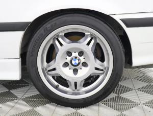 BMW M3 Lightweight 1995 года  (US)
